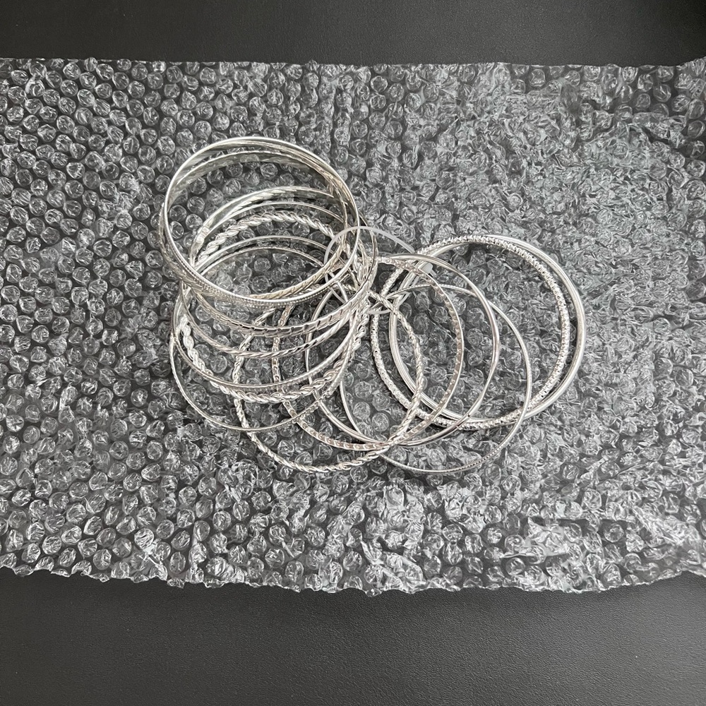 Bracelets - Picture 2 of 3